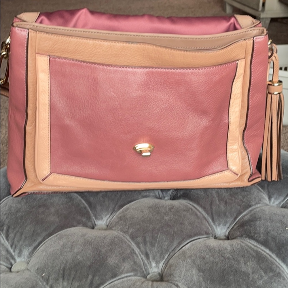 Coach - Picture 11 of 12